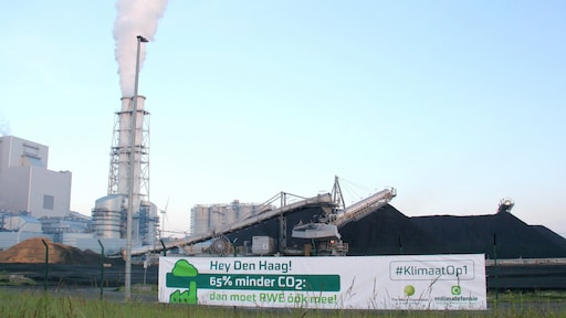 Milieudefensie nagelt tien grote bedrijven aan schandpaal