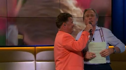 Jort Kelder zingt Viva Hollandia in Op1: 'Kan zo naar The Voice'