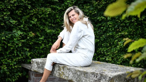 Kim Kötter spreekt gepeste meisjes aan met eigen biografie