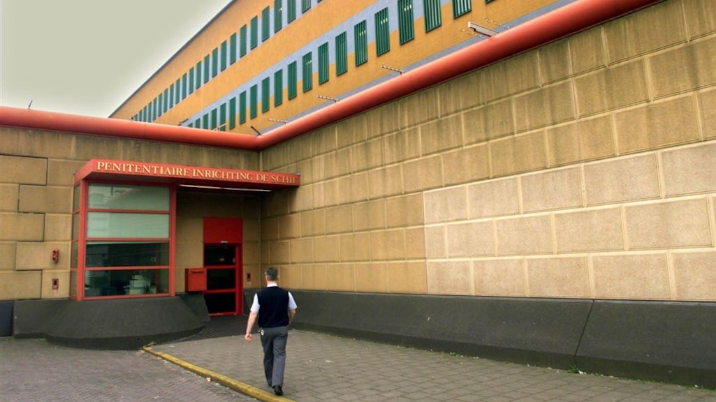 Toch ontslag voor Rotterdamse cipiers die pizza bestelden