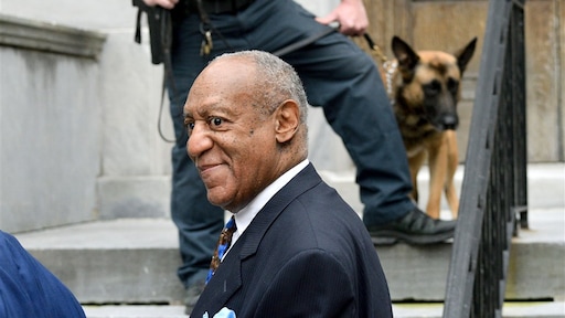 Bill Cosby verlaat cel na herroepen veroordeling in misbruikzaak
