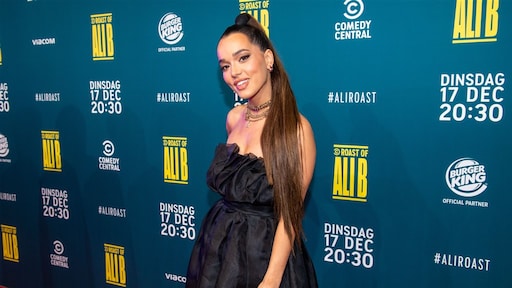 Bibi Breijman begaat ongemakkelijke blunder bij de kapper