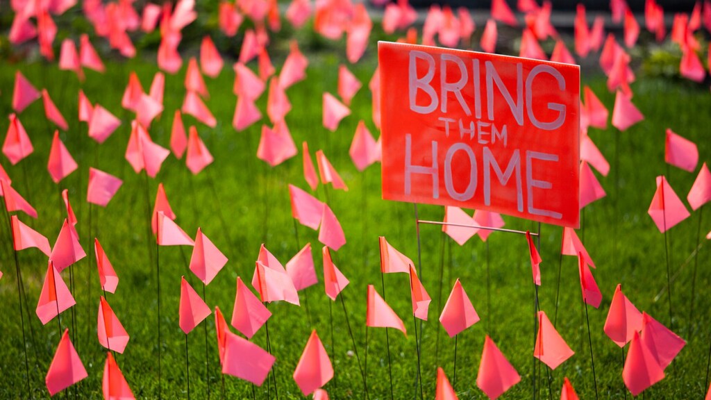 Opnieuw tientallen anonieme kindergraven gevonden in Canada