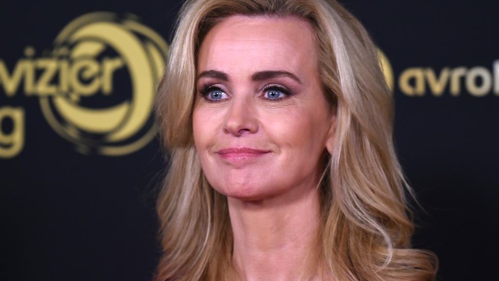 Daphne Deckers: 'Moeder in Valkenburg uit huis gered door marine'