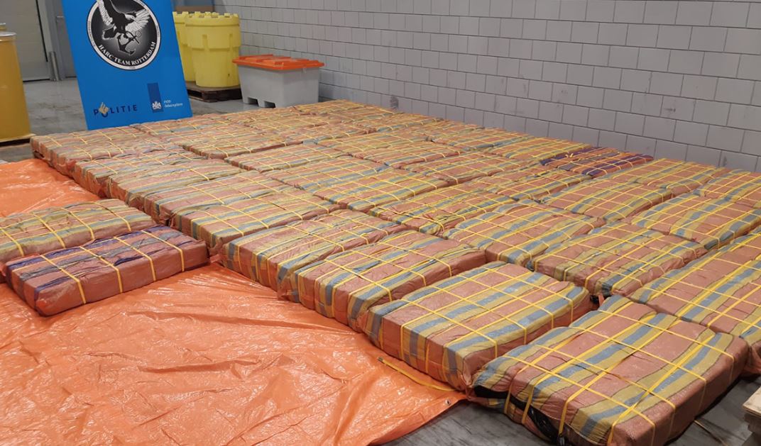 3000 kilo cocaïne onderschept in Rotterdam, straatwaarde 225 miljoen