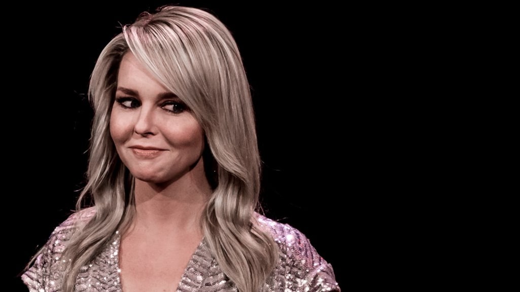 Tienerzoon Chantal Janzen klaagt over te luide sekspartijen