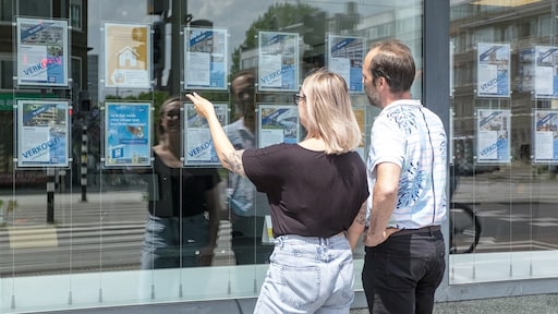 Huizenprijzen weer harder gestegen, aantal aankopen stabiliseert