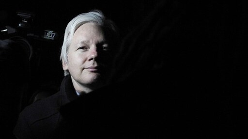 Assange raakt Ecuadoraanse nationaliteit kwijt: 'Naturalisatie was illegaal'