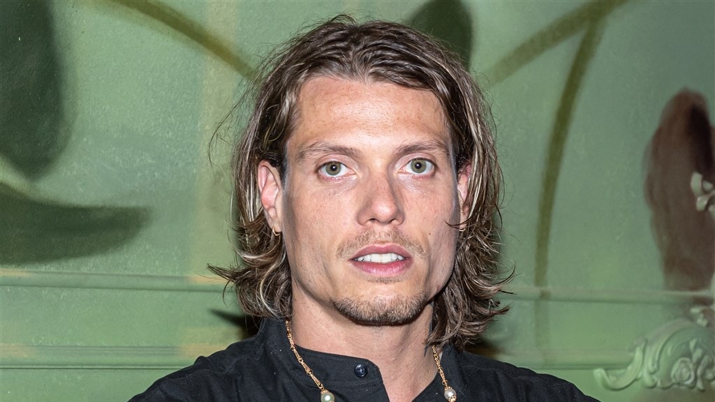 Tony Junior beleeft gezellige dag met Bachelor-deelneemster