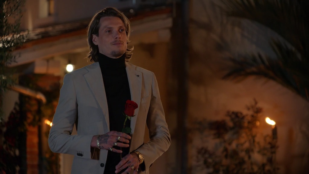 Tony Junior sneert naar Bachelor-dames: 'Ze verspreiden onwaarheden'