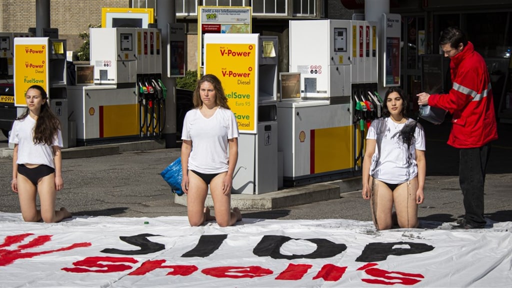 Shell geeft meer aan beleggers dan het investeert in groene energie