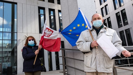 Voorlopig geen rechtszaken in Polen totdat conflict met EU is opgelost