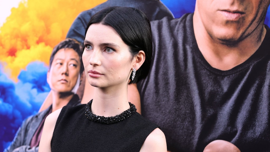 Dochter Paul Walker is verloofd en toont vol trots haar ring