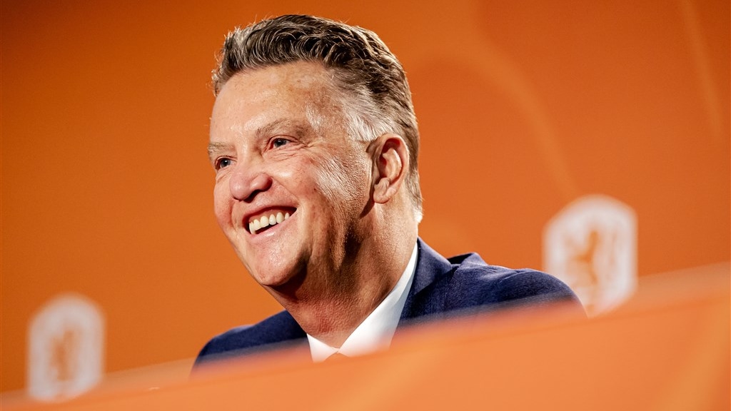 Louis van Gaal wil wat terugdoen voor het Nederlandse voetbal: 'Doe het niet voor mezelf'