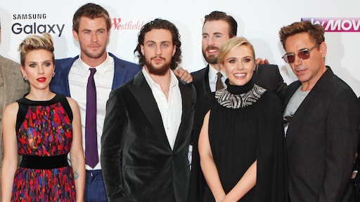 Elizabeth Olsen steunt Scarlett Johansson voorwaardelijk in Disney-zaak