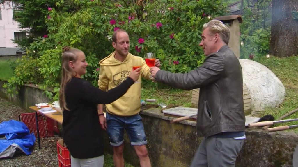Verzoek Monica Geuze brengt B&B Vol Liefdeboys Mitch en Pascal van hun stuk RTL Boulevard Verzoek Monica Geuze brengt B&B Vol Liefdeboys Mitch en Pascal van hun stuk RTL Boulevard