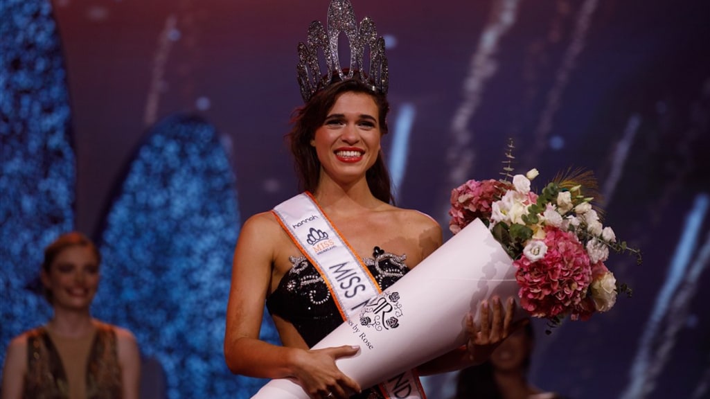 Julia uit De Bachelor bekroond tot Miss Nederland