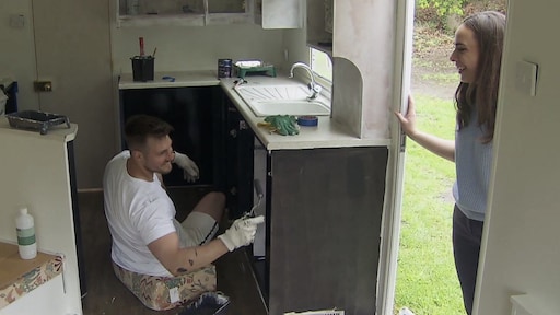 B&B-kandidaat Mitch laat zich uit over vele klusjes voor Roxanne