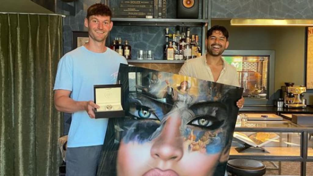 Max (30) ruilt studieschuld weg: van knuffeltje naar Rolex