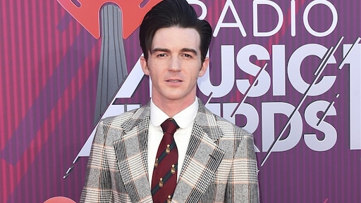 Acteur Drake Bell reageert op berichten naar minderjarige meiden