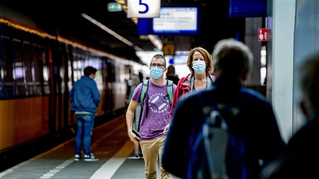 Komende dagen minder treinen vanwege personeelstekort door corona