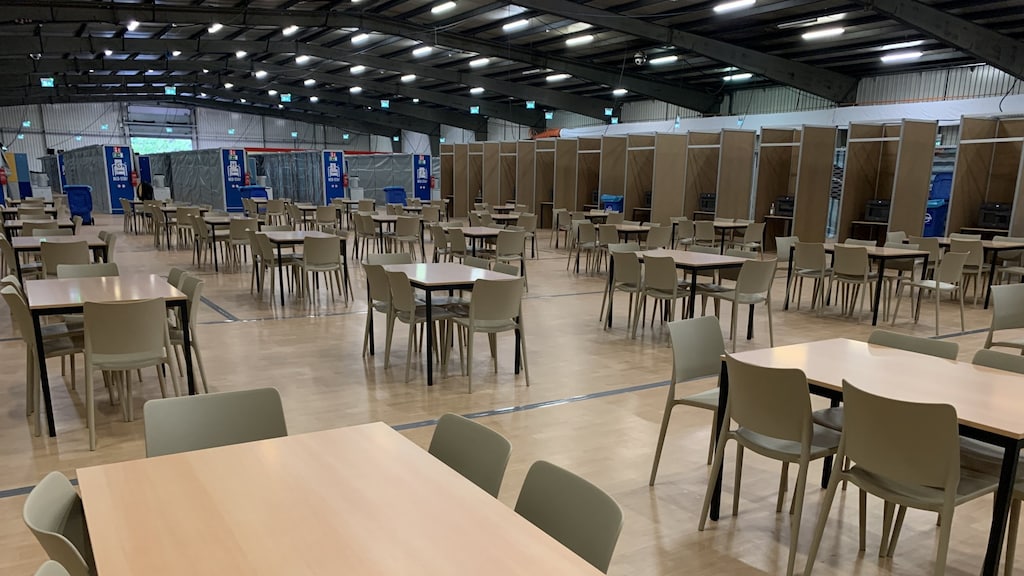 De centrale ruimte in de noodopvang van Goes.