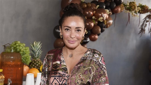 Fajah Lourens weet niet of zoon ook naar Spanje verhuist: 'Dat is nog de vraag'