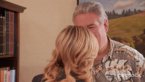 Help, hij gaat me toch niet zoenen? Begroetingen na corona ongemakkelijk