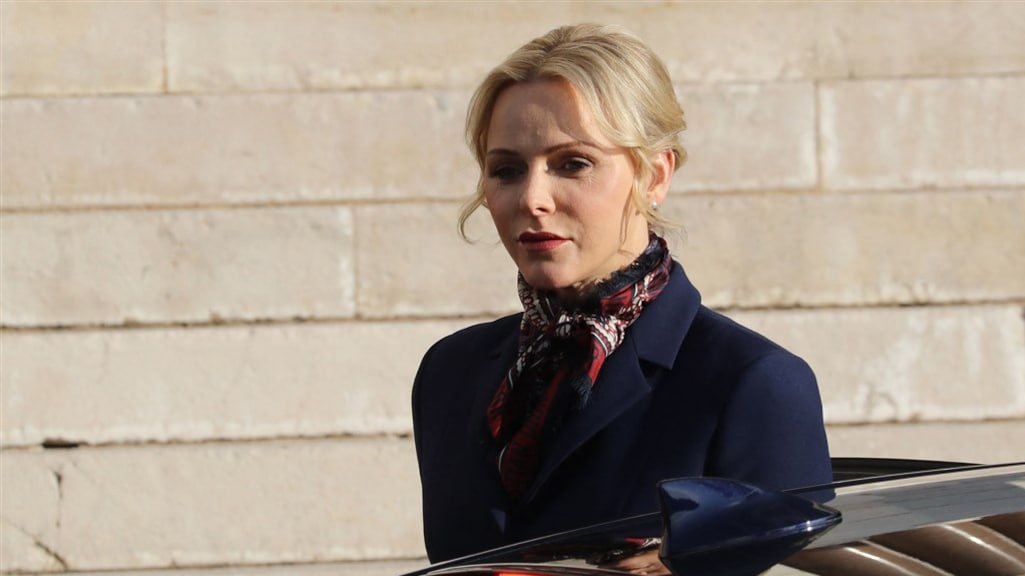 Prinses Charlène lacht weer op eerste foto na ziekenhuisopname