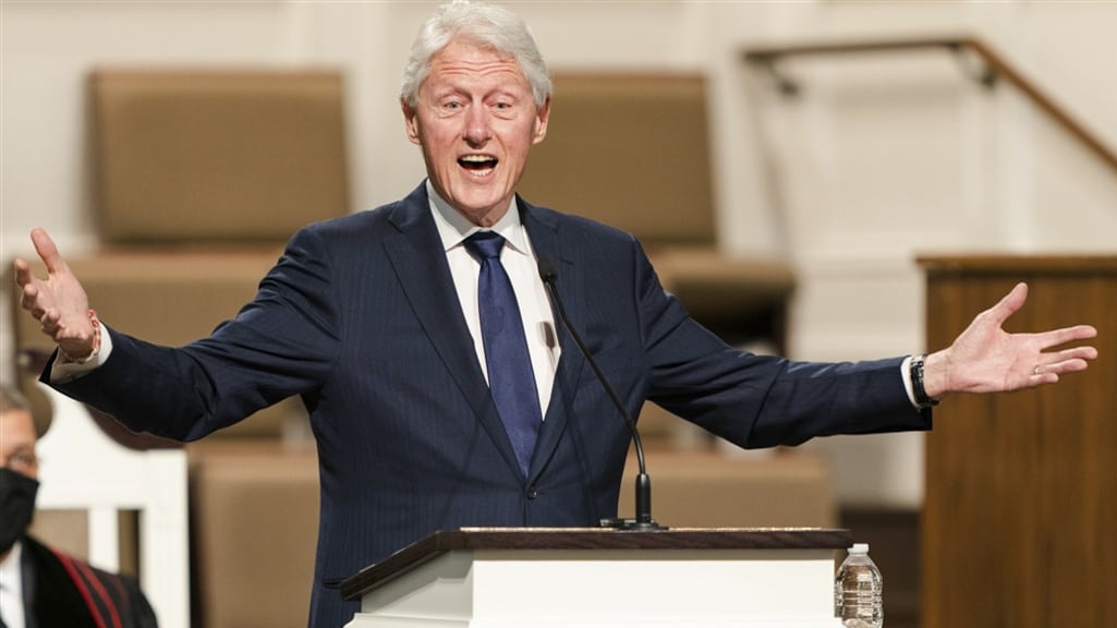 Voormalig president Bill Clinton (75) opgenomen in ziekenhuis