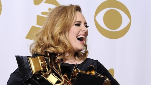 Fans Adele laten website crashen na aankondiging concerten