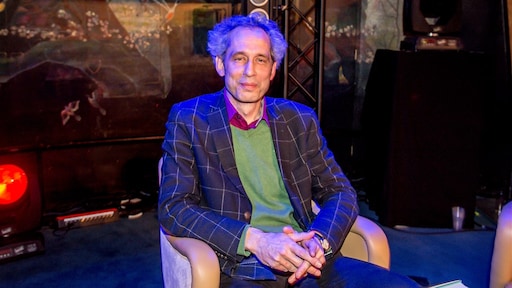 Vier ton voor ten onrechte ontslagen Volkskrant-recensent