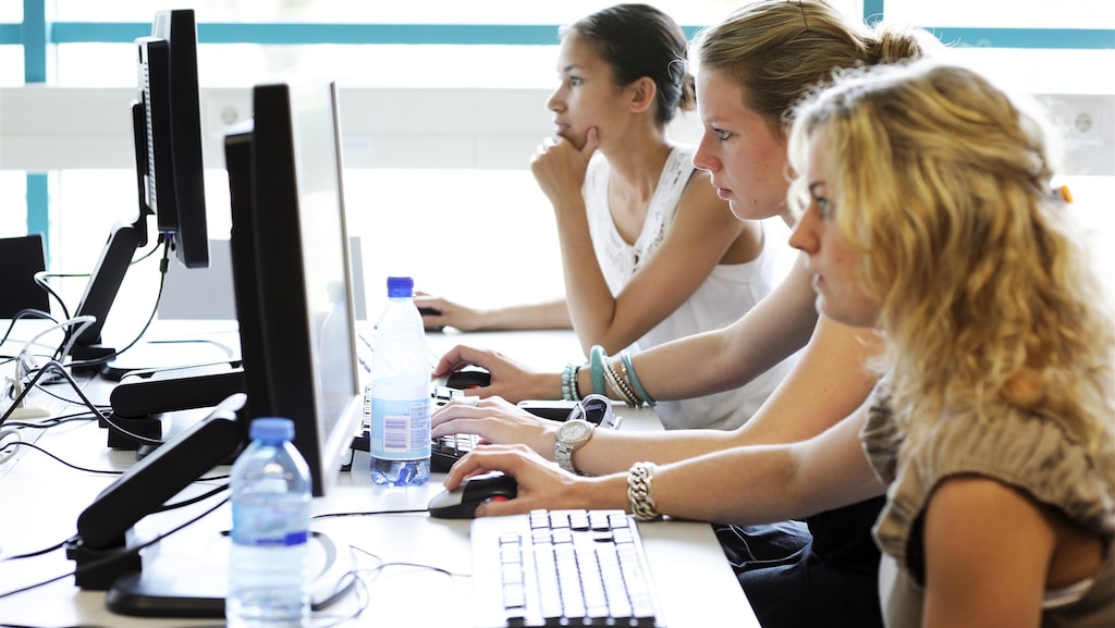 Studenten aan de hogeschool Fontys in Eindhoven.
