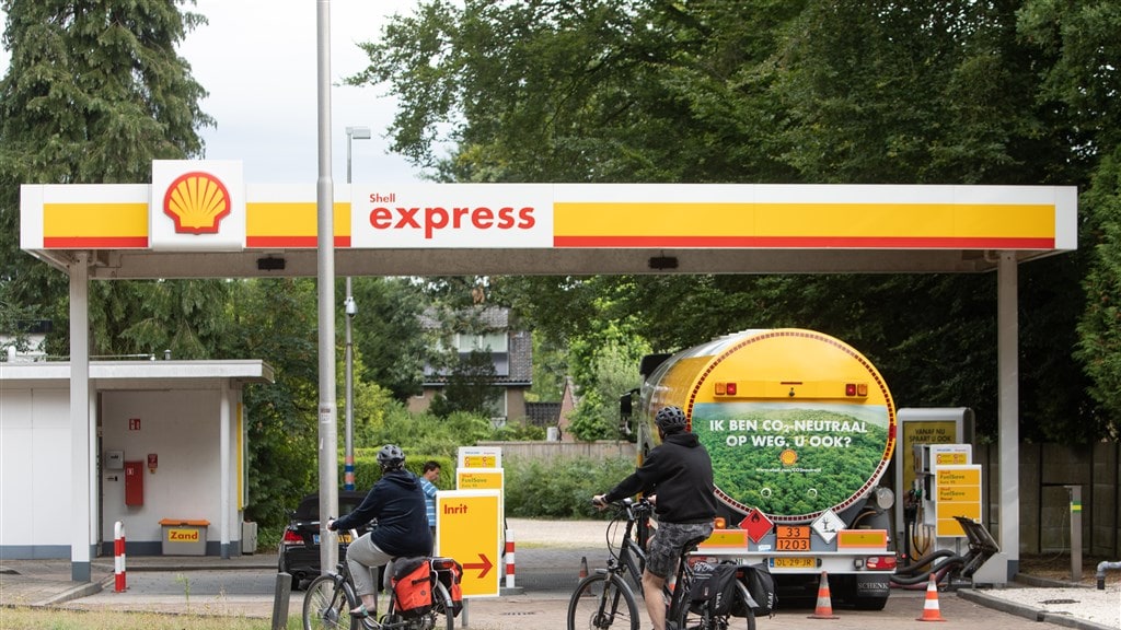 Opsplitsen Shell een goed idee? 'Keuze tussen omvallen en klein in duurzaam'