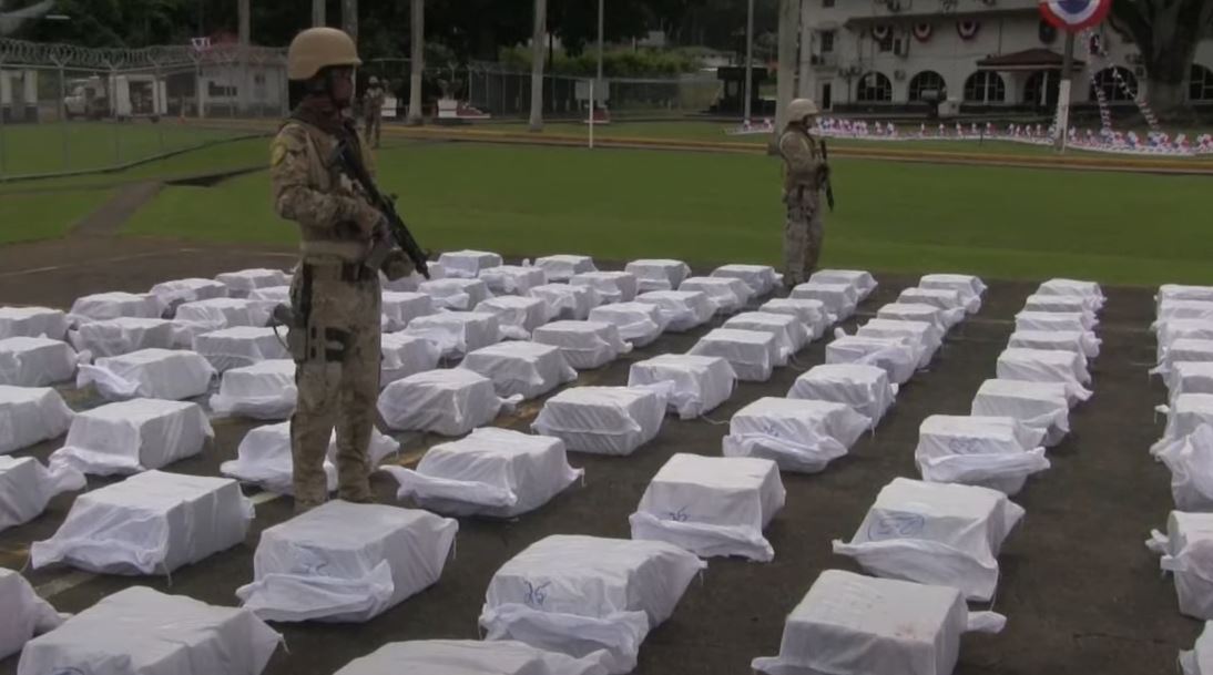 Enorme hoeveelheden drugs met bestemming Nederland onderschept