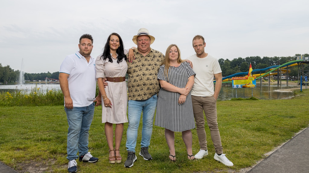 Massa is Kassa-zoon Mark Gillis in het gips