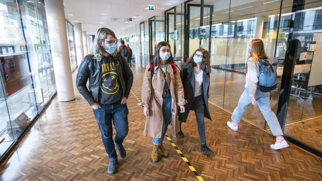 Wéér een lockdown, van drie weken: gaat dat helpen?