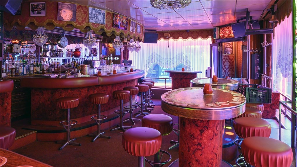 Furieuze ondernemers eisen compensatie voor vroege sluiting horeca