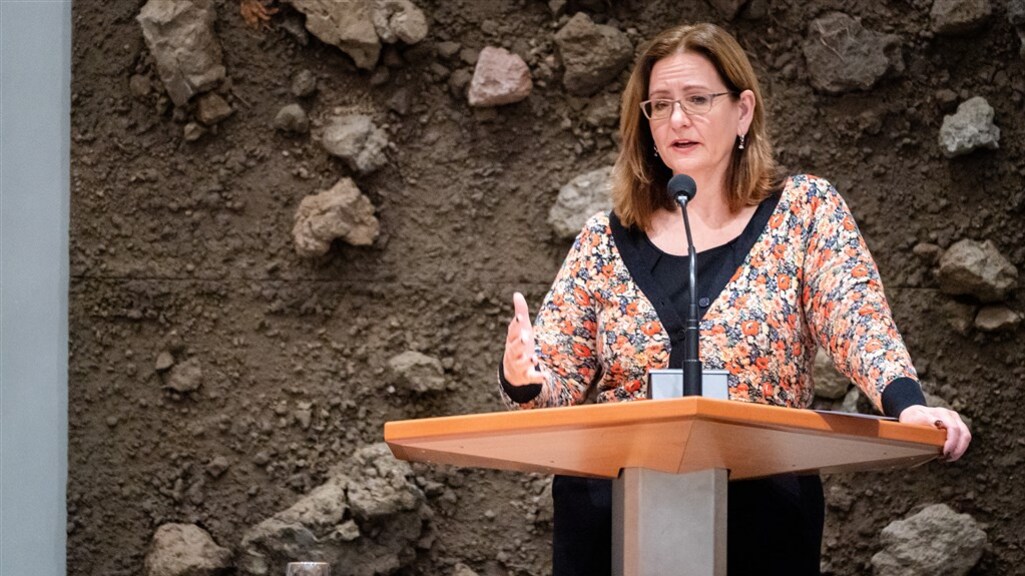 Stevige kritiek op VVD in coronadebat vanwege steun voor 2G-beleid