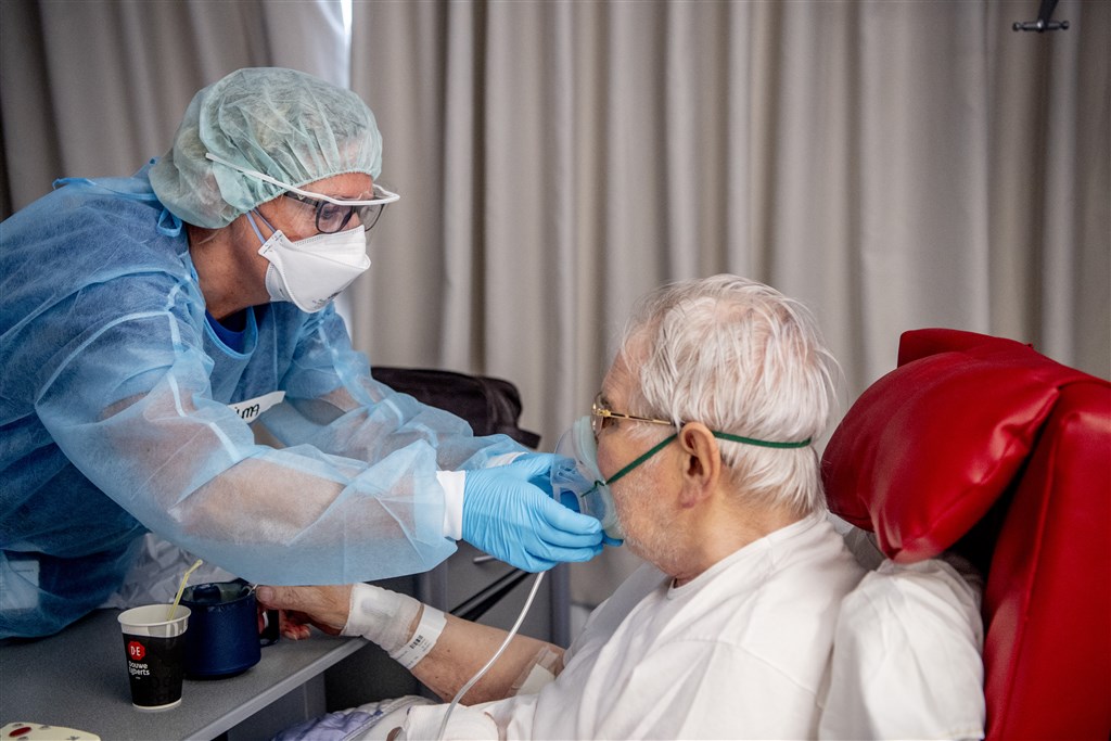 Aantal coronapatiënten in ziekenhuis stijgt snel: grootste instroom sinds maart