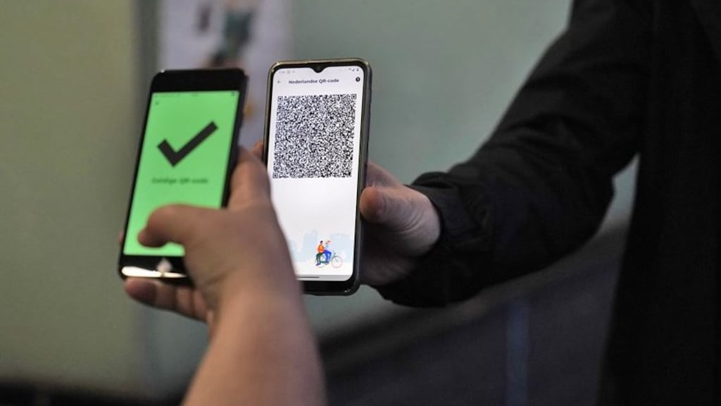 Eerste groene vinkjes corona-app vervallen niet vandaag, maar pas dinsdag