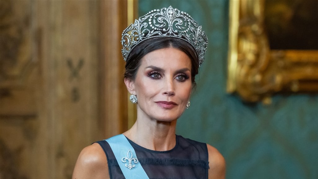 Koningin Letizia legt staatsbezoek af in Zweedse budgetjurk