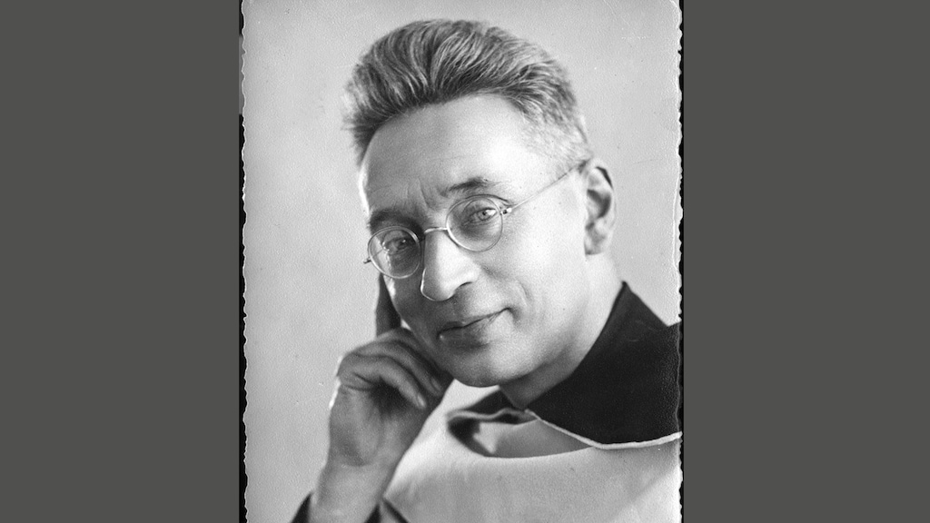 Nederlandse priester Titus Brandsma heilig verklaard: is dat nog wel van nu?