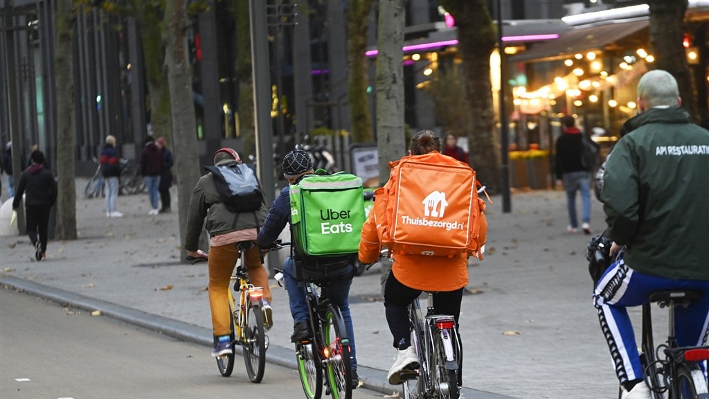 Kopzorgen over groeiend aantal bezorgers: 'We krijgen klachten over verkeersveiligheid'