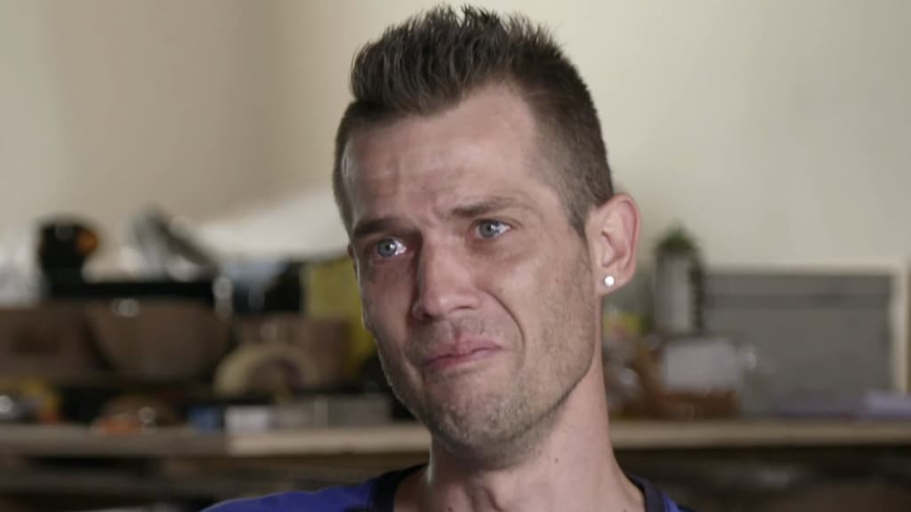 Opgelichte Ad is 120.000 euro en een afgebrand huis armer in Zeeman Confronteert