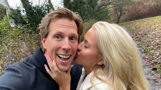 Freek Vonk en vriendin na maand uit elkaar te zijn geweest weer samen