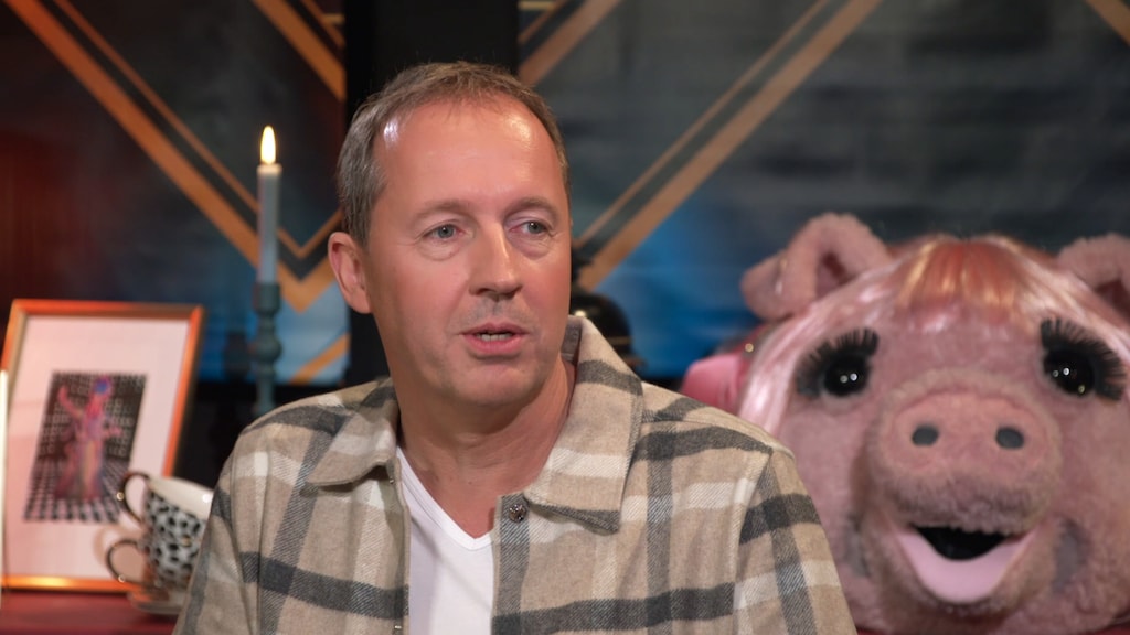 Edwin Evers ging bijna knock-out tijdens optreden The Masked Singer