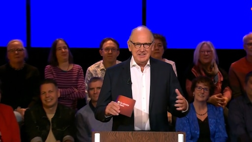 Wie is mysterieuze man die altijd opduikt in publiek Slimste Mens?