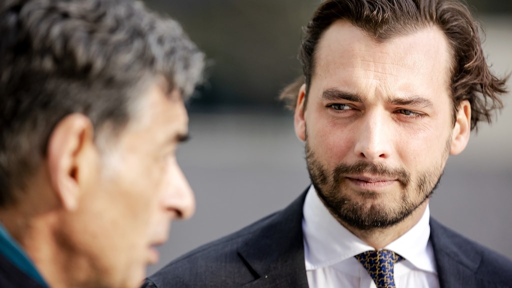 Rechter: Baudet moet omstreden tweets over Holocaust verwijderen