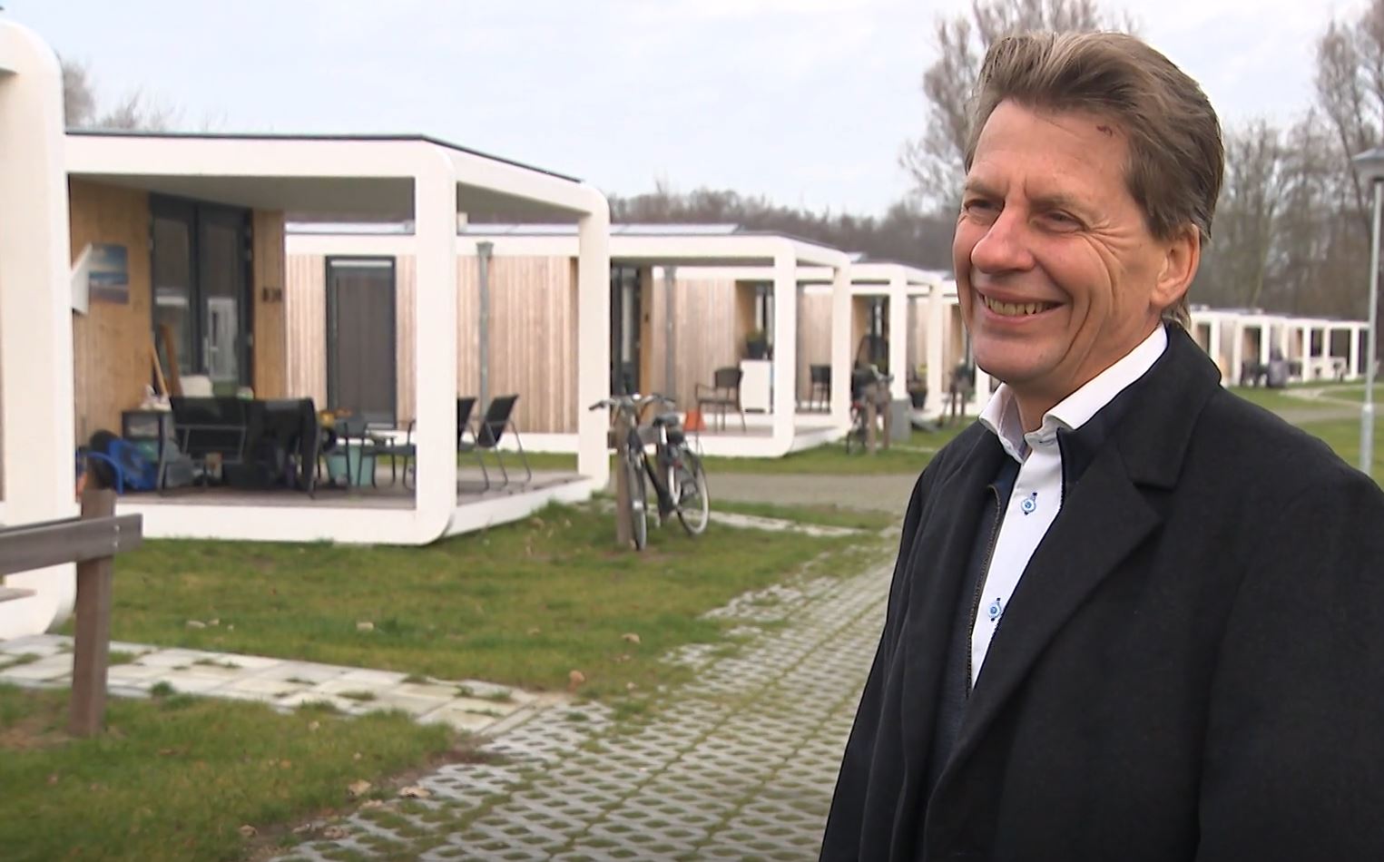 Bedrijven halen alles uit de kast voor personeel: 'Je krijgt er een huis bij'